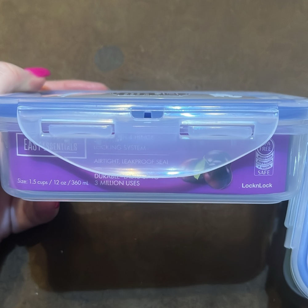 NWT LocknLock Food Storage Containers - Picture 2 of 6